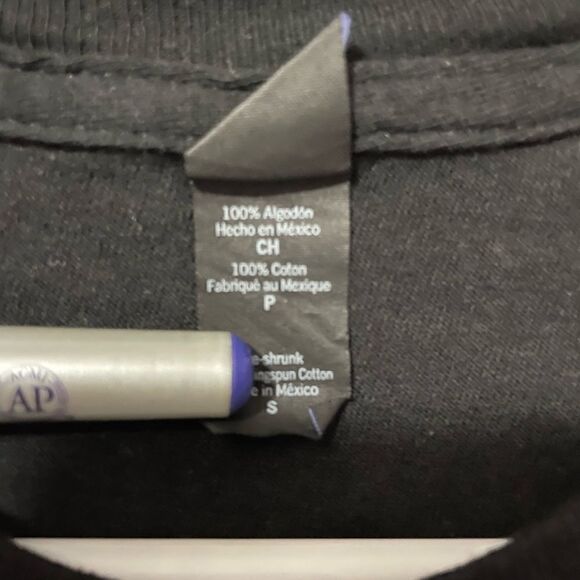 Keith Urban Raise ‘Em Up tour t-shirt - Picture 2 of 5